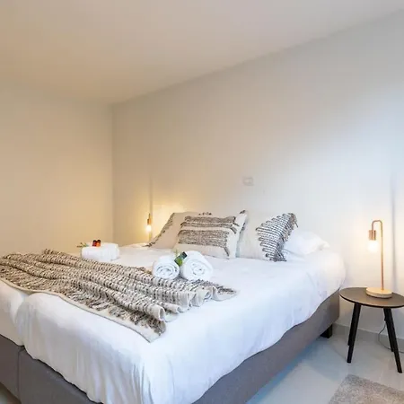 Apartment Huswell - Stylish Duplex In Town House Ostend